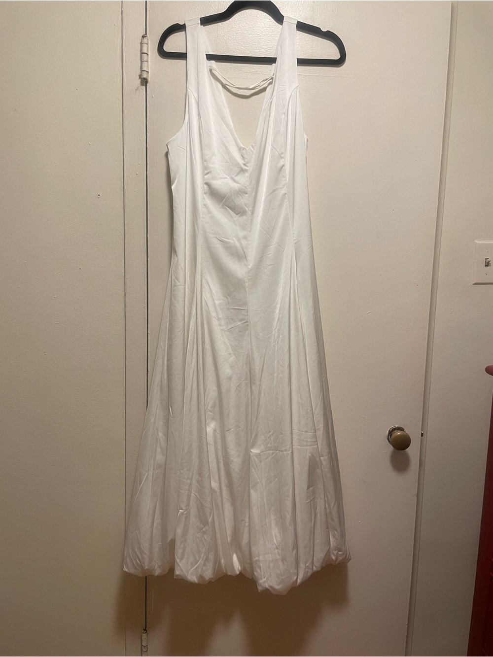 V-check White Sleeveless Dress (new)